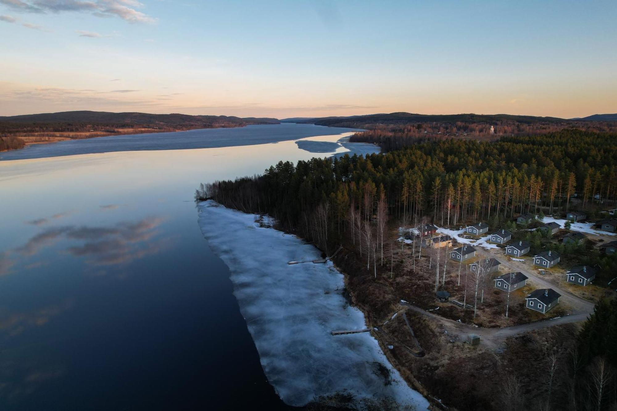 Appartamento Bjoernbyn Stugby Råda Esterno foto